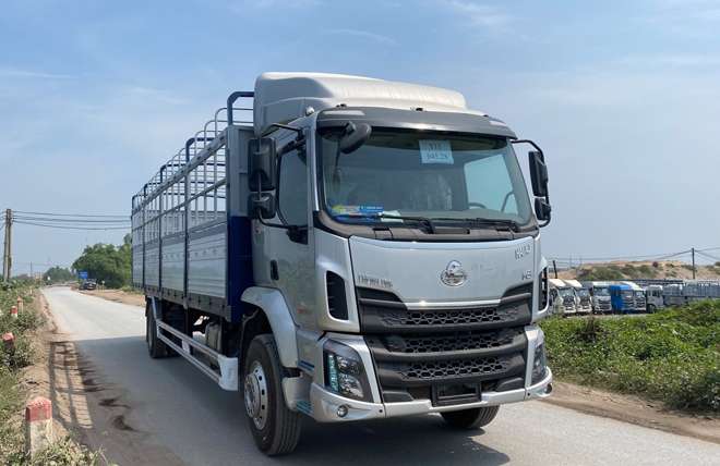 chenglong m3 200hp mui bat 9m9