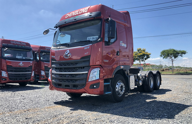xe dau keo 358hp 2
